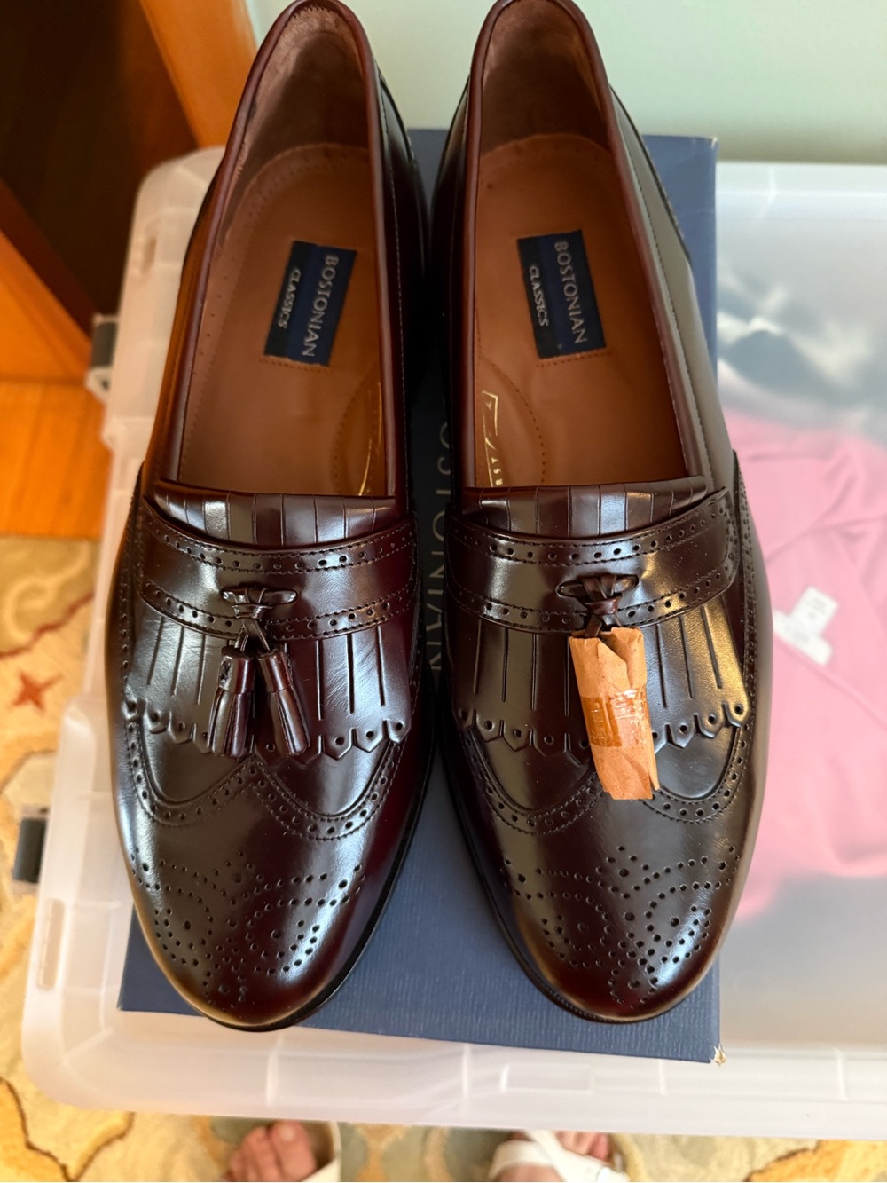 Bostonian Men's Burgundy Tassel Kiltie Loafers